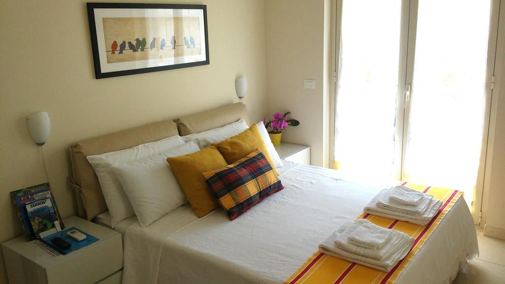 Nerissa Holiday Apartment 밀라초 외부 사진