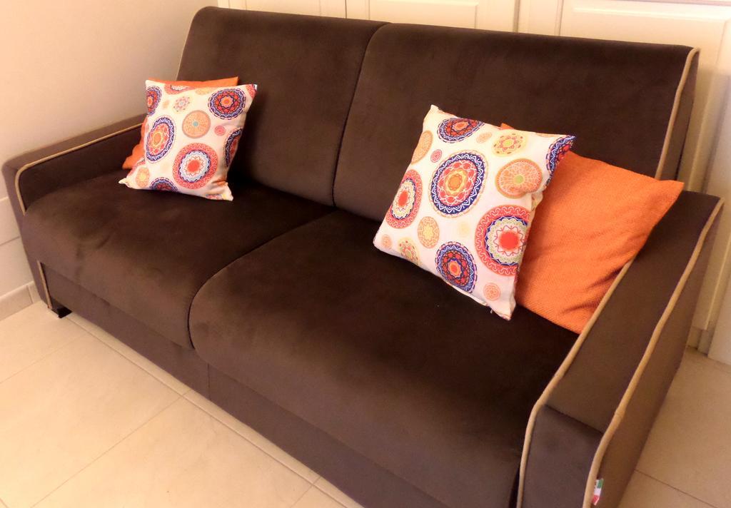 Nerissa Holiday Apartment 밀라초 외부 사진